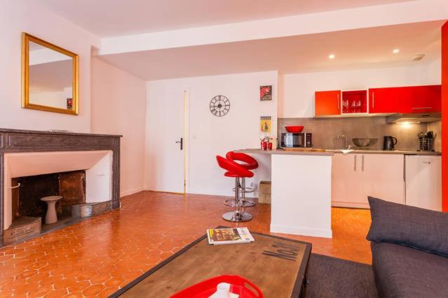 Apartmán L'Entrecasteaux Aix-en-Provence Exteriér fotografie
